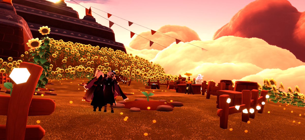 Minkalin285's tweet photo. After that, there were sunflowers everywhere, it's very very beautiful https://t.co/H1904wTWaS