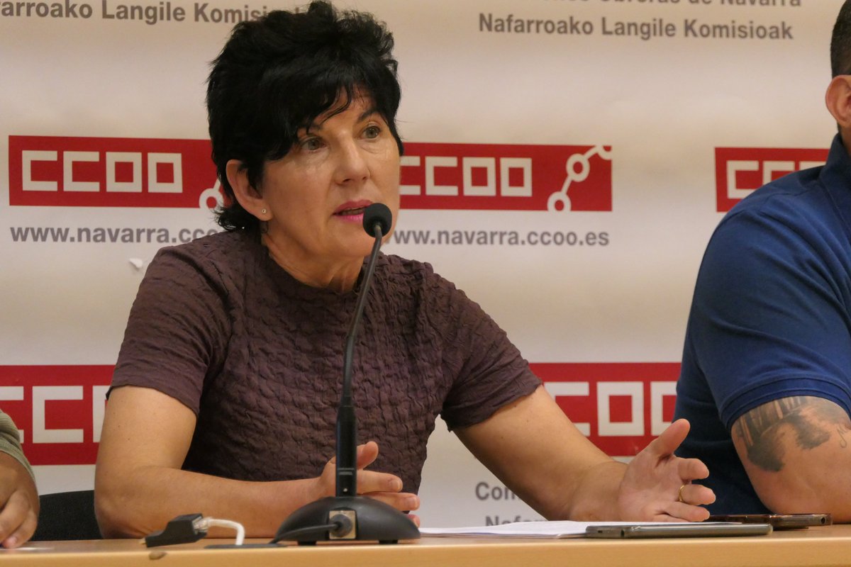 ccoonavarra's tweet photo. CCOO de Navarra pone en marcha un nuevo servicio de asesoramiento para ayudar a las personas migrantes con su proceso extraordinario de regularización

Nota de prensa ✍️ https://t.co/JnHLqhtUw5 https://t.co/Y0cU3zhjBS
