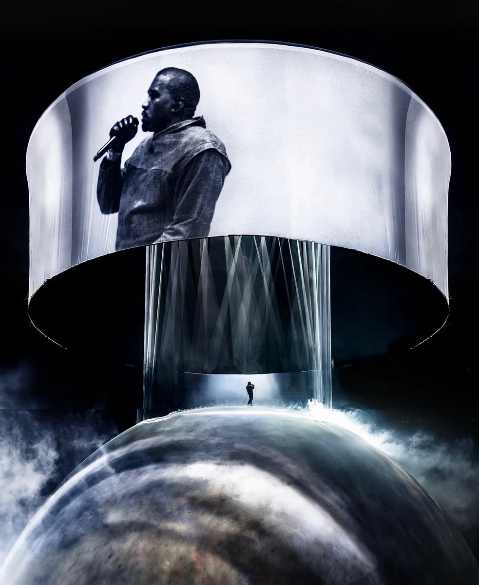 yzyjohnny tweet media