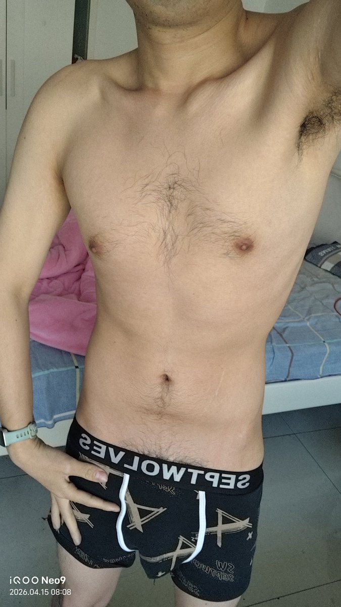 Green lvdouicecat tweet media