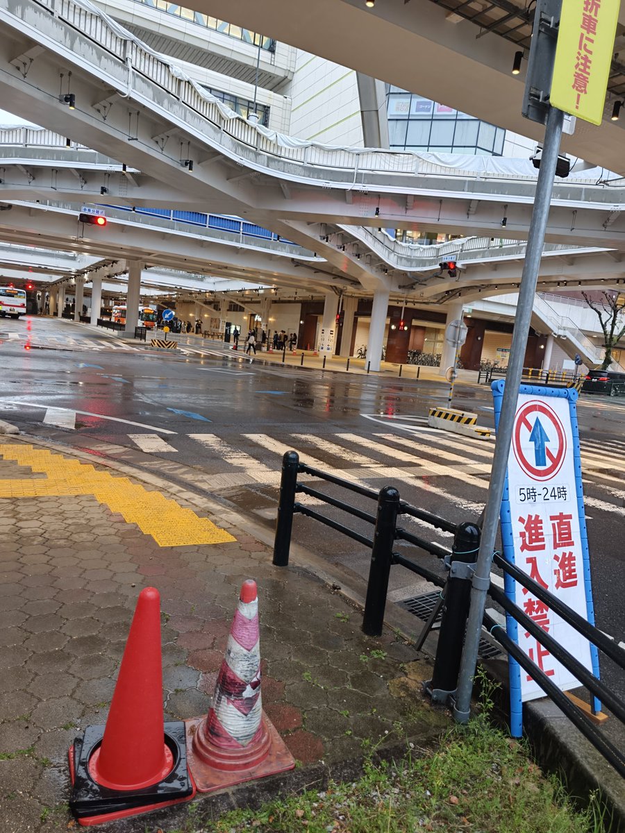 totochan tweet media