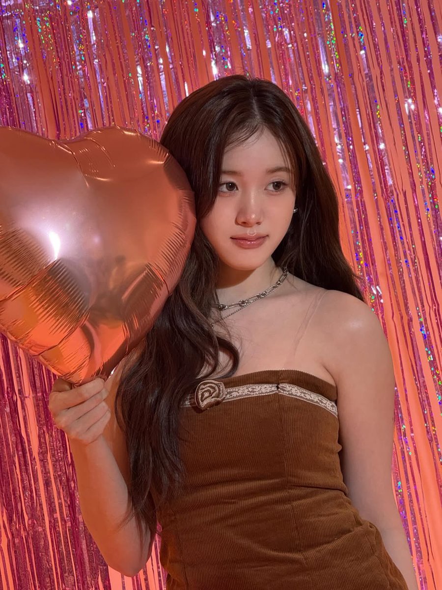 JYLOOKS's tweet image. soooo beautiful ♡

#J #STAYC #재이 #스테이씨