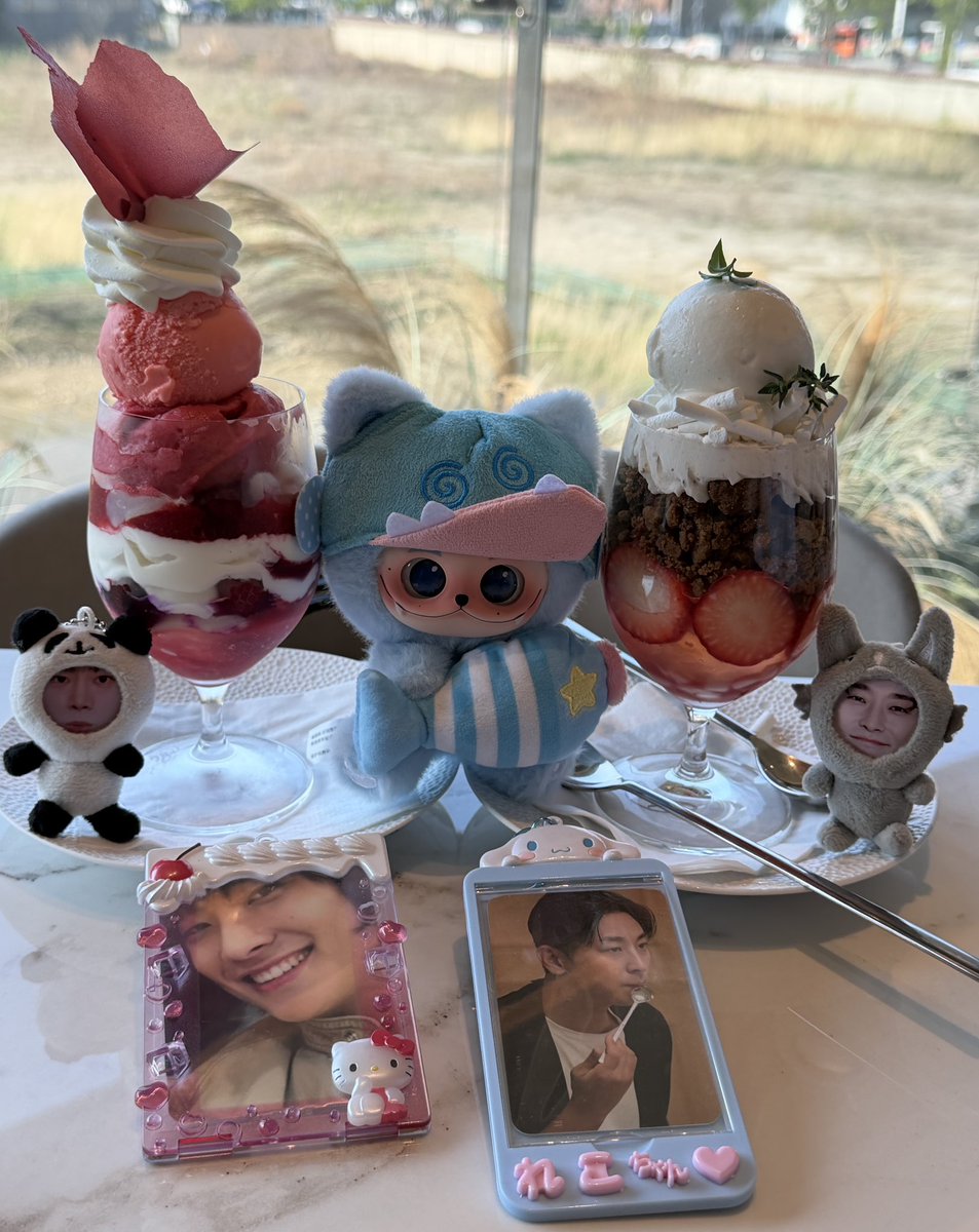 pprvrss's tweet photo. 앙❕앙❕앙❕앙❕앙❕
엉덩이에 날개 달린 기분이야 🪽 https://t.co/k83xGJHBih