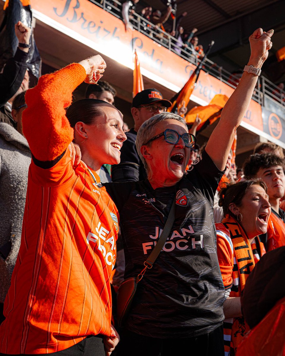 FC LORIENT 🐟 tweet media