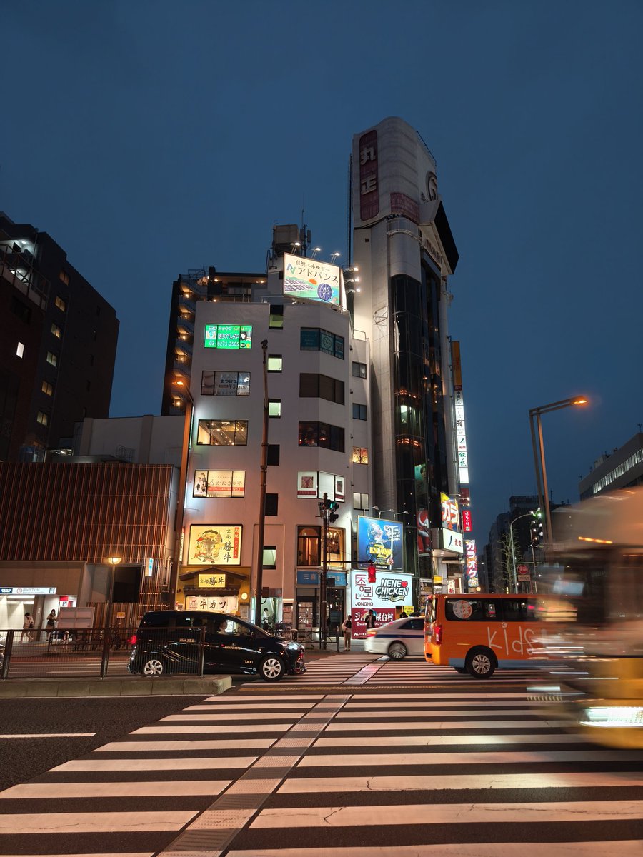 Studio BAR Mo4ca tweet media