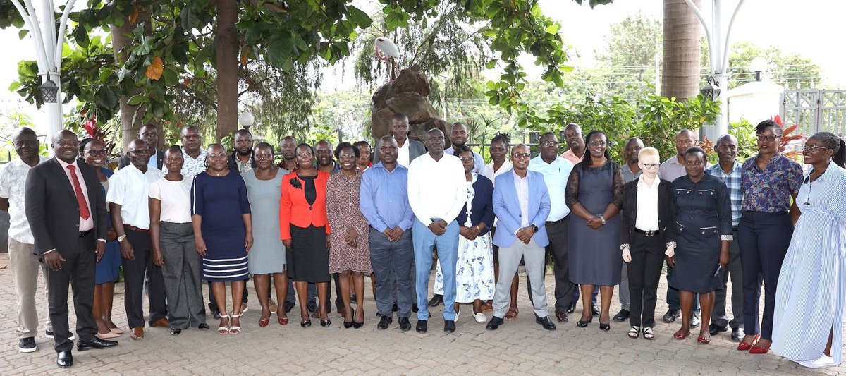 aphrc's tweet image. #IamAPHRC’s Early Childhood Development (ECD) team is engaging Homa Bay County officials from the departments of health, early years education, social services, and monitoring and evaluation in a co-creation exercise to develop a data visualization platform that will monitor