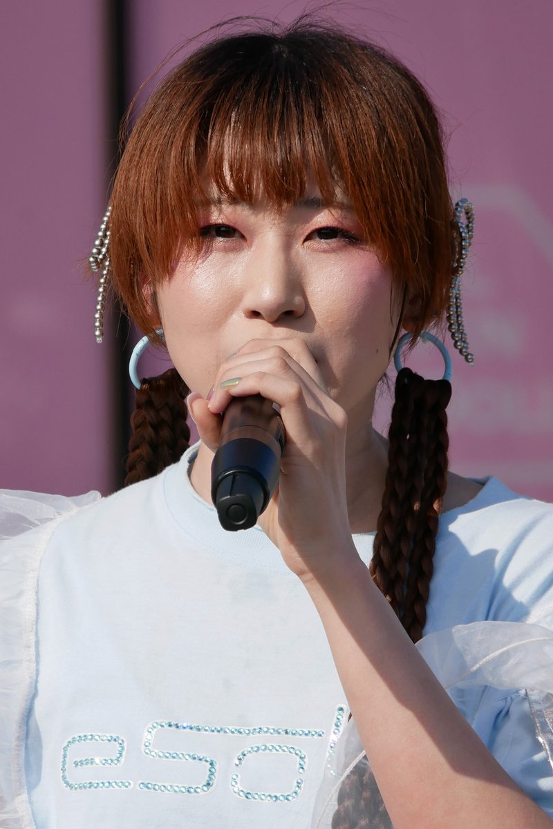 よんもく tweet media