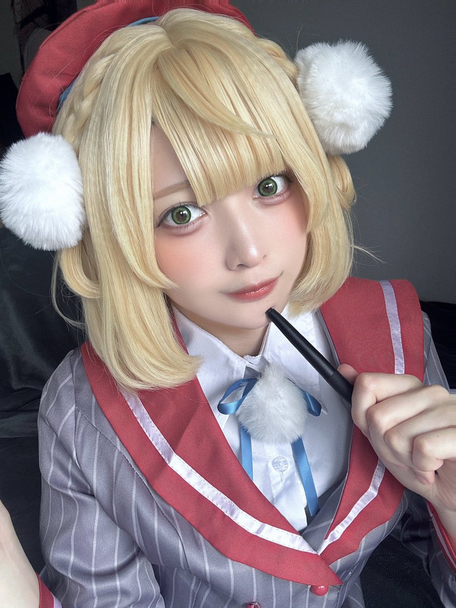 uraran_cos's tweet photo. 🌂 https://t.co/hgvmNfXQO9