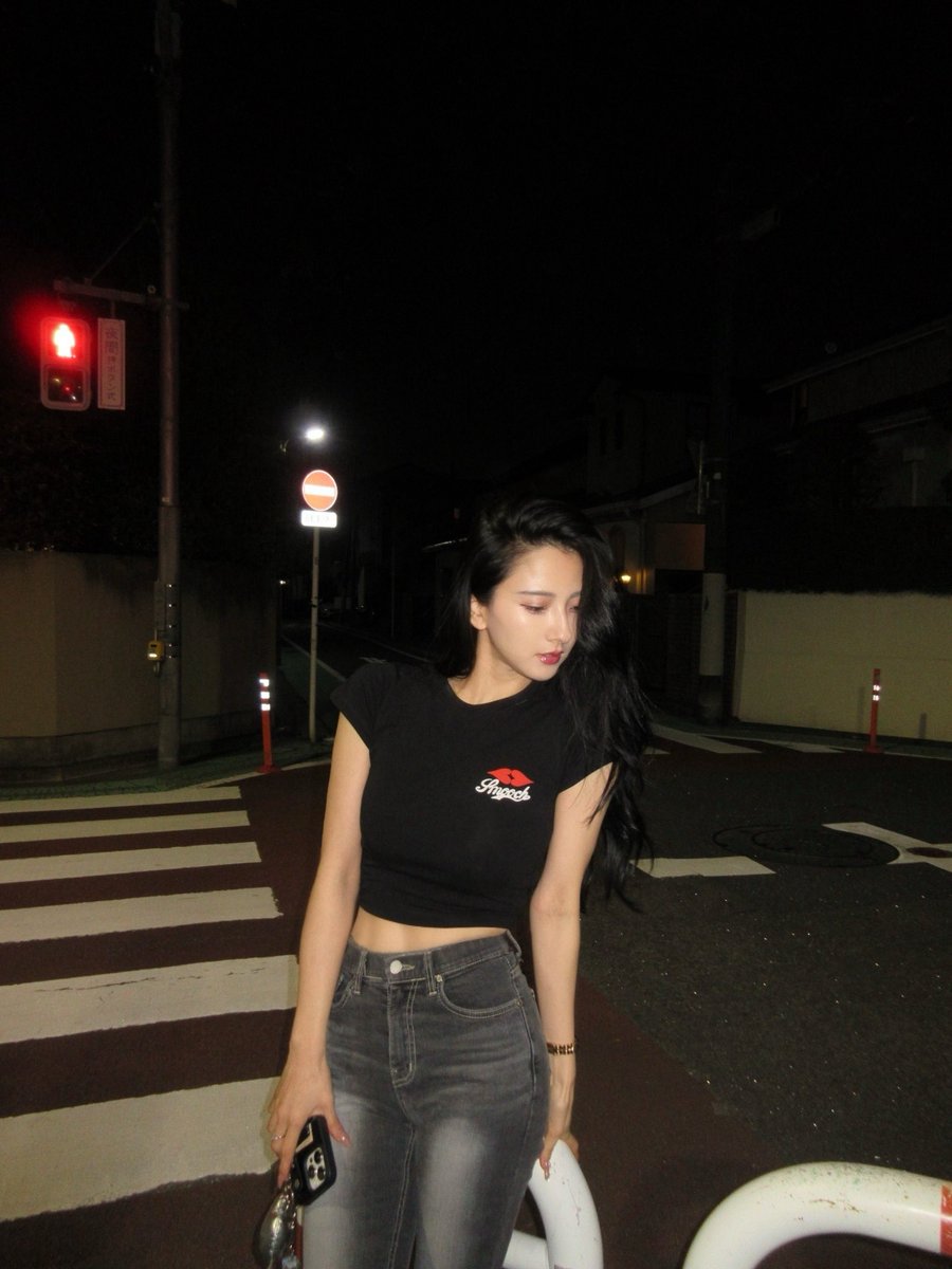 cjd_aoi's tweet photo. ぴちT可愛い👕🖤 https://t.co/RIOvq6Sm2d