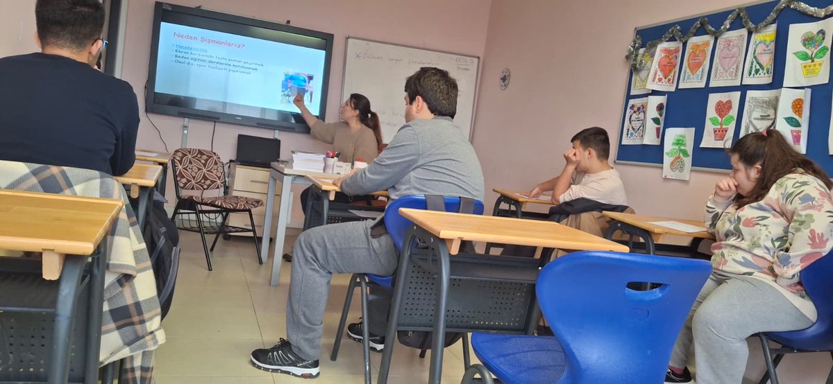 beykozoemo's tweet photo. Okulumuz öğrencilerine; Sağlıklı beslenme, hareketli yaşam konusunda eğitim verildi. Okul hemşiremize teşekkür . 
@istmem_oer
@istanbulilmem https://t.co/d7y6VwWmO4