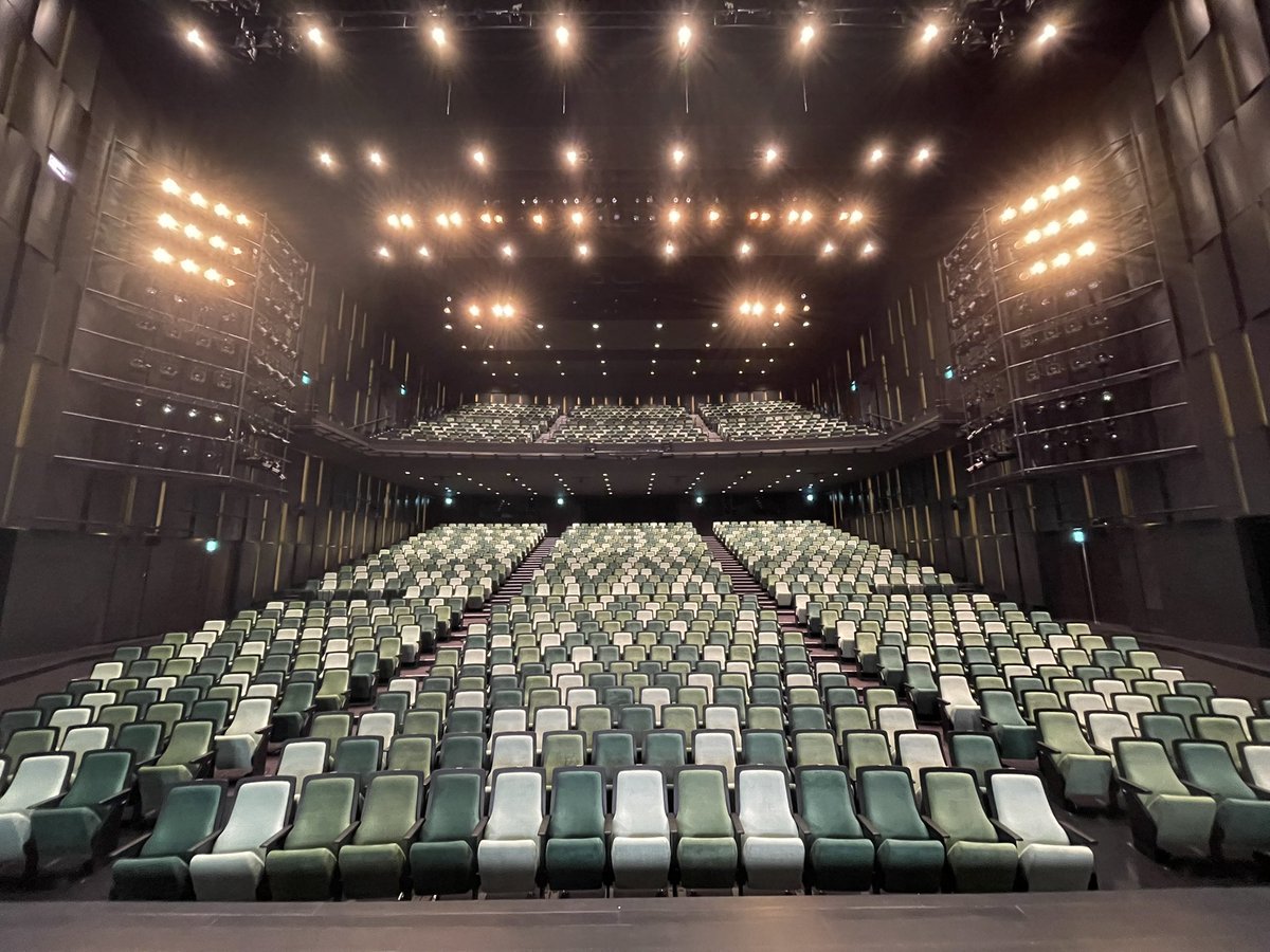 上村由紀子🌹演劇ライター📚著書【ビジネス教養としてのミュージカル】 tweet media