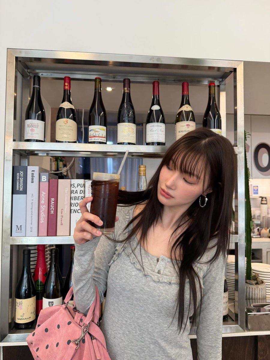 JanJingjing Thailand tweet media