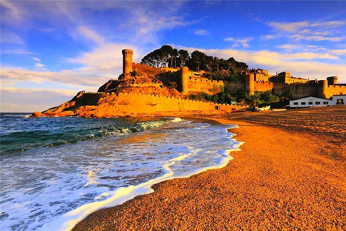 armengol1714's tweet photo. Tossa bonica. La joia de la mediterrània catalana.
#Tossa #CostaBrava #Catalunya
Un indret preciós.
@cuarda29 @lotemplat @Dpujado77 @Danixev1968 @jordiaragonesm @carroza13 @fjdiazconsultor @SoyPacoCrespo @Antiblavers @CantRomanica @RevistaRomanico @Byaabed @RamonSangles @Lluis_areny @_Gran_Maestre
@mo_ro_es @FINSELSCOL72813 @lluisguino @ajtossademar