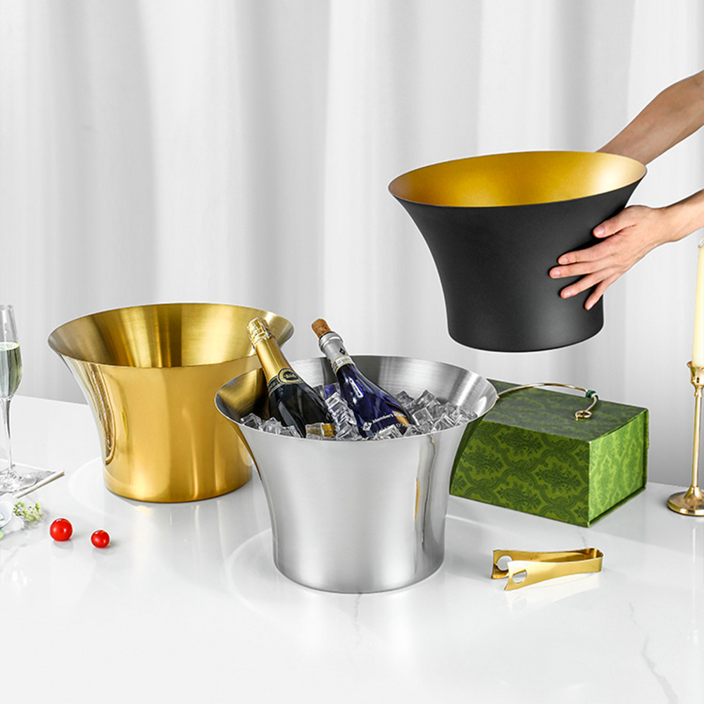 hoffeehouseware's tweet image. 12L stainless cooling tub – party ready! 🍾
Holds bottles + ice, stackable, custom colors &amp;amp; logos. Perfect for bars, hotels, weddings.

📧 zelda@hoffee-houseware.com
🌐 hoffeehouseware.com

#icebucket #partygear #custombarware #hoffeehouseware