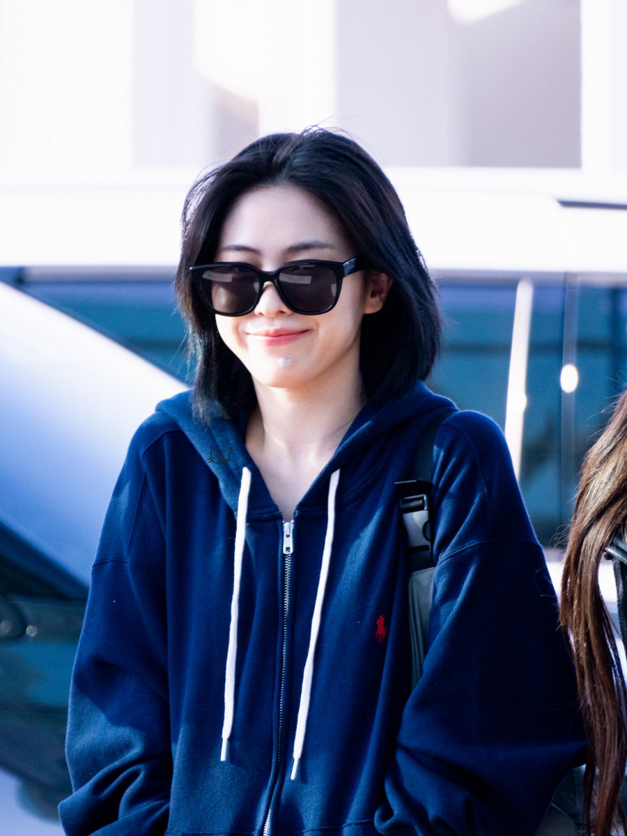 ILRyujin17's tweet photo. 260415 ICN

#ITZY #있지 #RYUJIN #류진 #リュジン #申留真 https://t.co/YnDveVgWXD