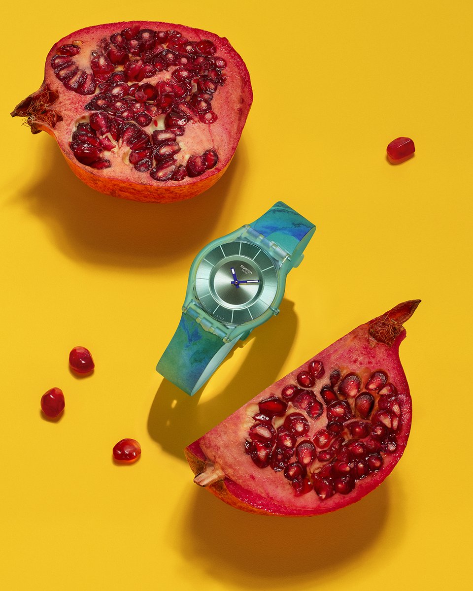 Swatch's tweet image. Serving up tropical style! 

#Swatch #PaintedParadise

swat.ch/3MYiTFf