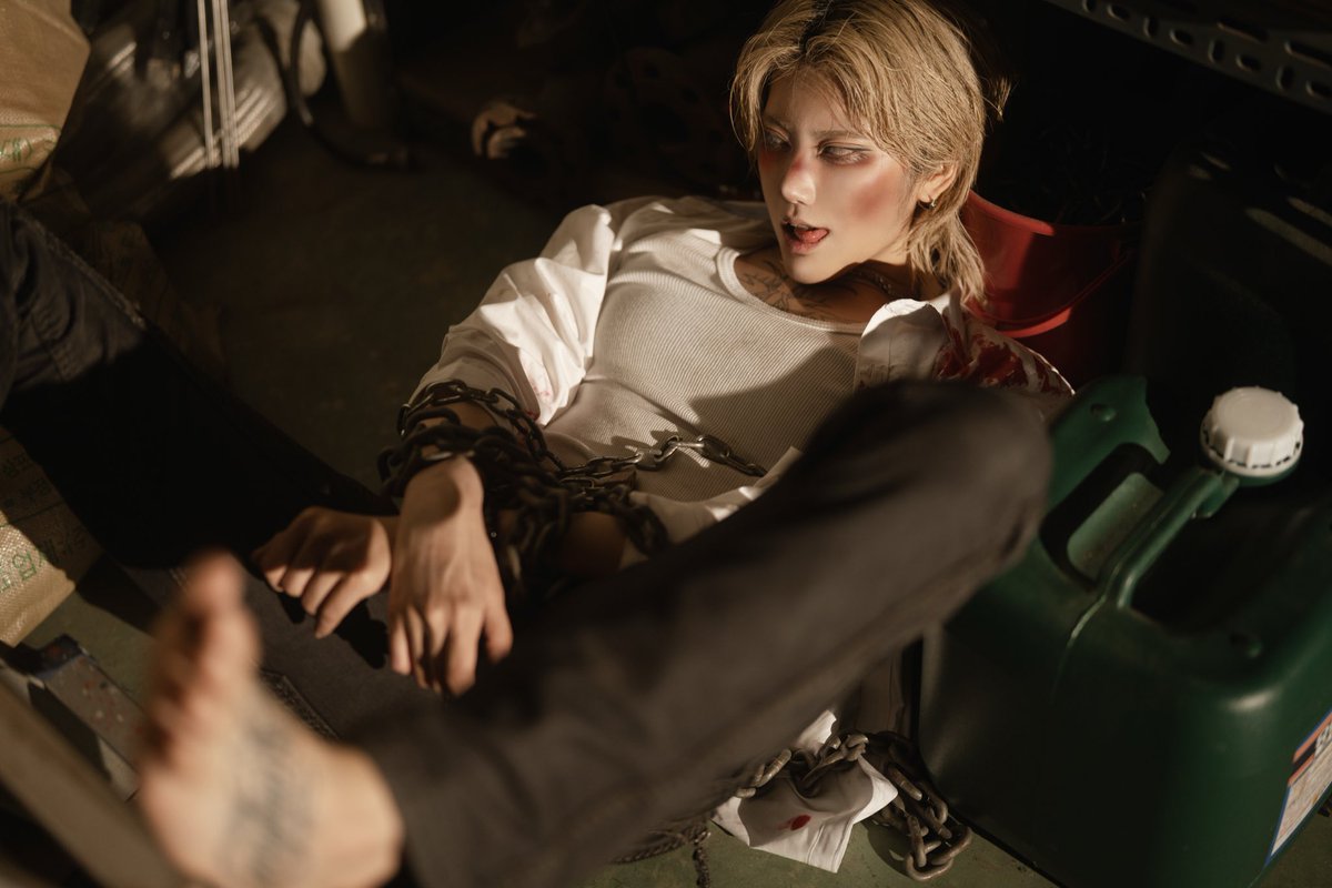 칸 カーン tweet media