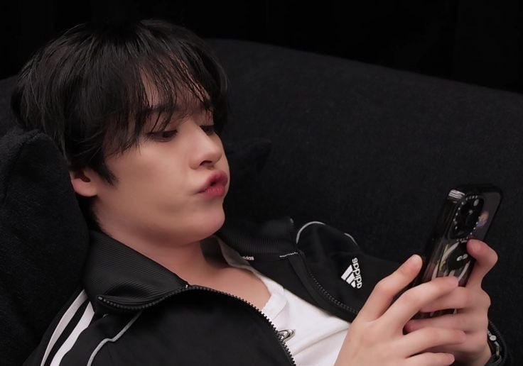 𝖑𝖊𝖊𝖓𝖆 tweet media