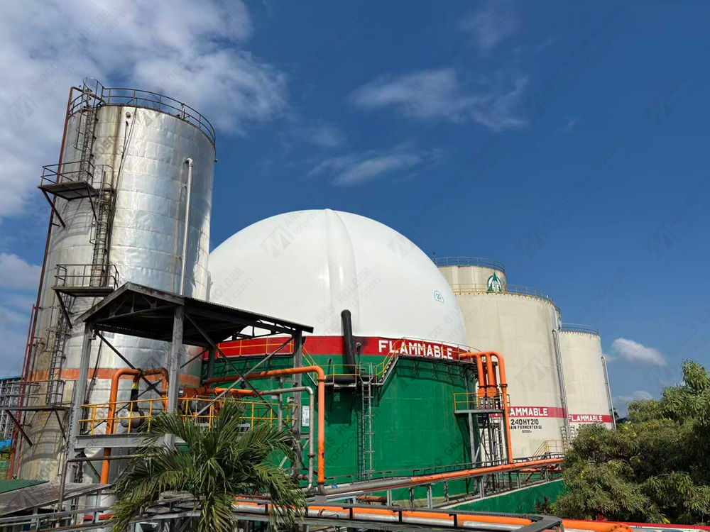 CdAmoco's tweet photo. More photos of the completed 3000 m³ double membrane biogas holder in Kalimantan Timur (East Kalimantan), Indonesia.

-------------------
amoco@amoco.com.cn
https://t.co/pNRK2joVbR

#Biogas #Gasholder #Biogaz #Biogasplant #Biogasengineering #Gazometres #Plantadebiogás #Bioenergy https://t.co/sr6804xVuD