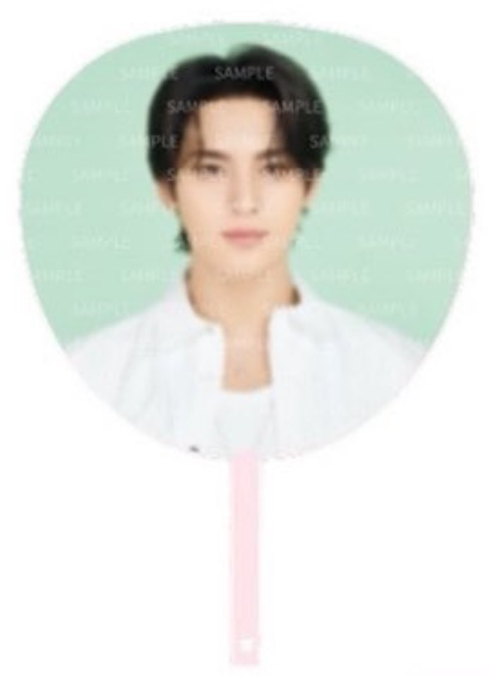 chi ᡣ𐭩 tweet media