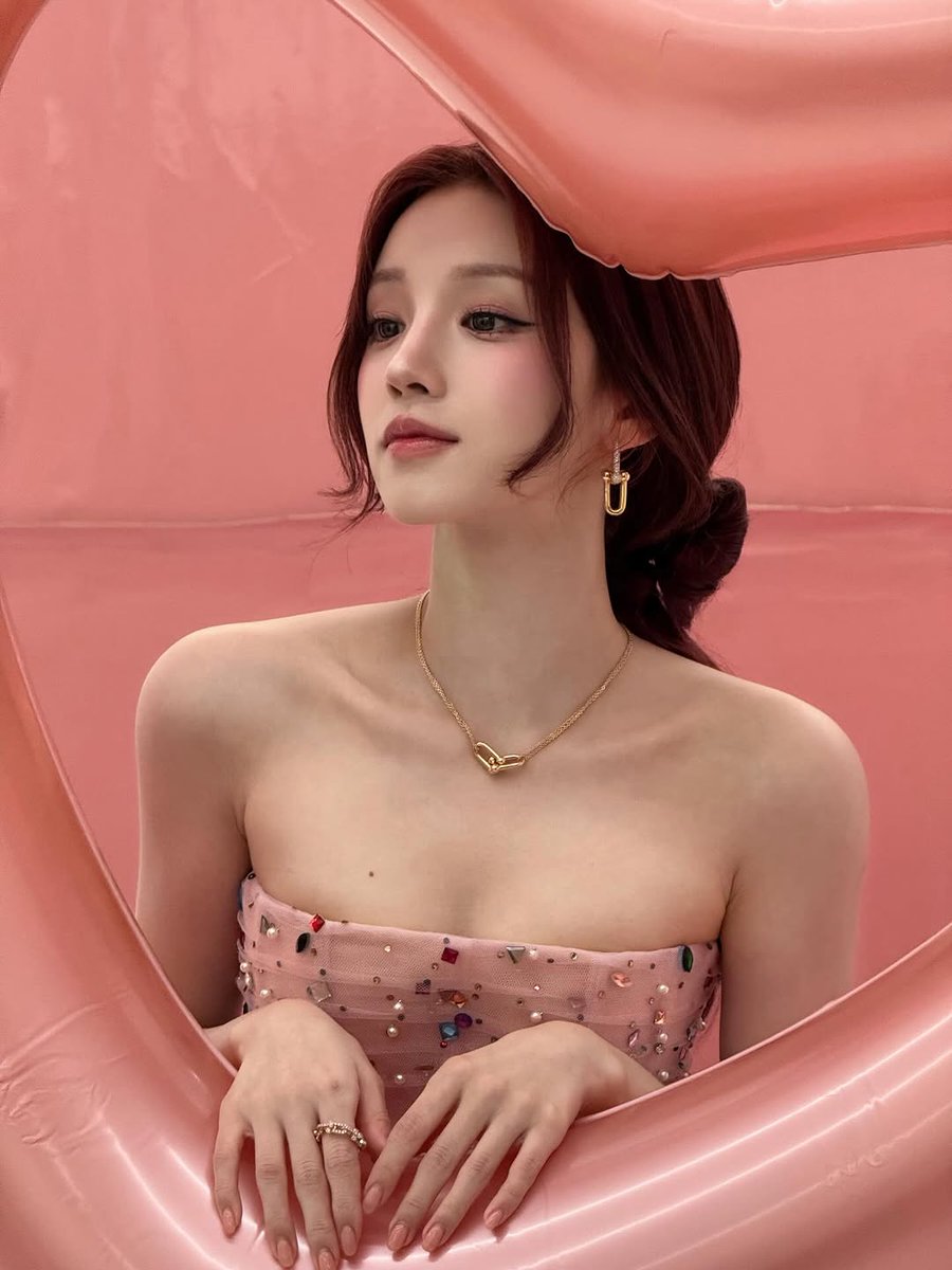 우기 미모 미쳤다