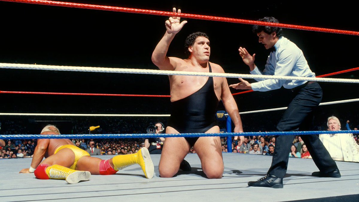 WWFWrestling1's tweet image. WrestleMania Wednesday! Hulk Hogan successfully defends his WWF world title against Andre the Giant in the main event of WrestleMania III. March 29, 1987. #WWF #WWE #WrestleMania #AndretheGiant #HulkHogan
