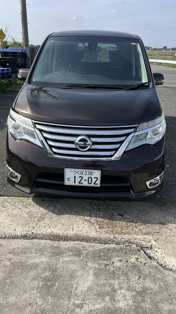 ✨️My New Car✨️
C26セレナ買いました
そこそこグレードがいいやつ？らしいです
34と比べるとかなり燃費がいいです！(当たり前)
ナンバーは34と同じく推しのいのりんの誕生日にしました！
これで気兼ねなく遠出ができますw