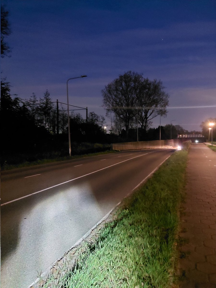 vd Knaap tweet media