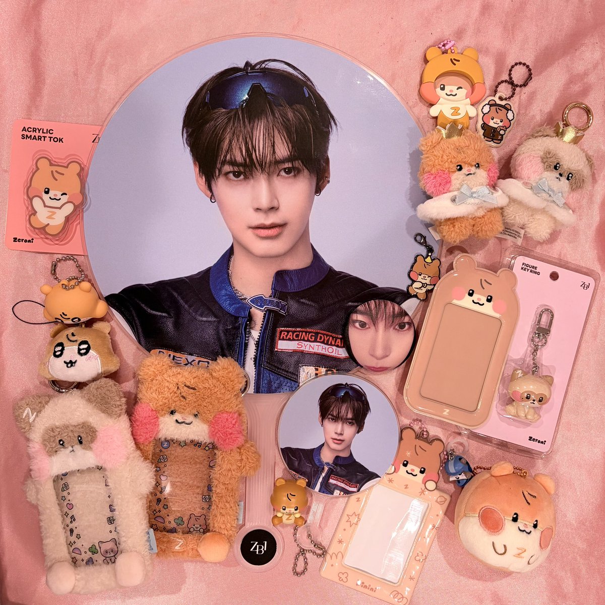 mya #1 chaery luvr ≷ tweet media