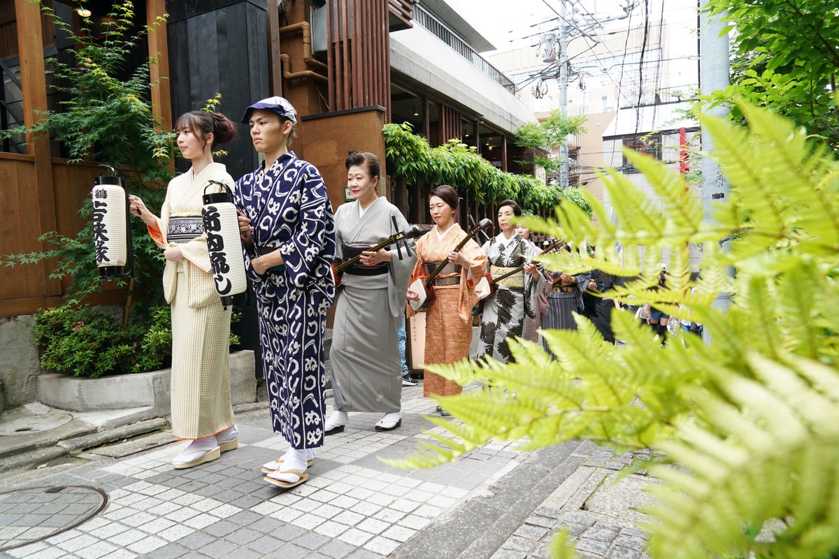 TYO_tradition's tweet photo. 【新年度のご挨拶】新年度が始まりました。職場や学校など、新しい場所で新しいスタートをきっている方も多いのではないでしょうか。
アーツカウンシル東京でも、2026年度の伝統文化・芸能事業を身近に楽しんでいただく事業のラインアップが決定しました！イベント情報やTIPSなどを発信していきます！ https://t.co/04TgSFfL62