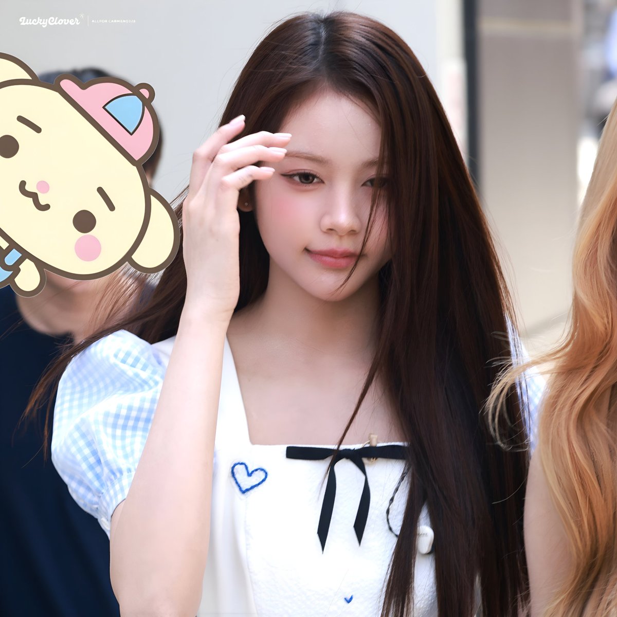 Carmenizer06's tweet image. Oh My...She so gorgeous ✨😍

#CARMEN #카르멘 #Hearts2Hearts