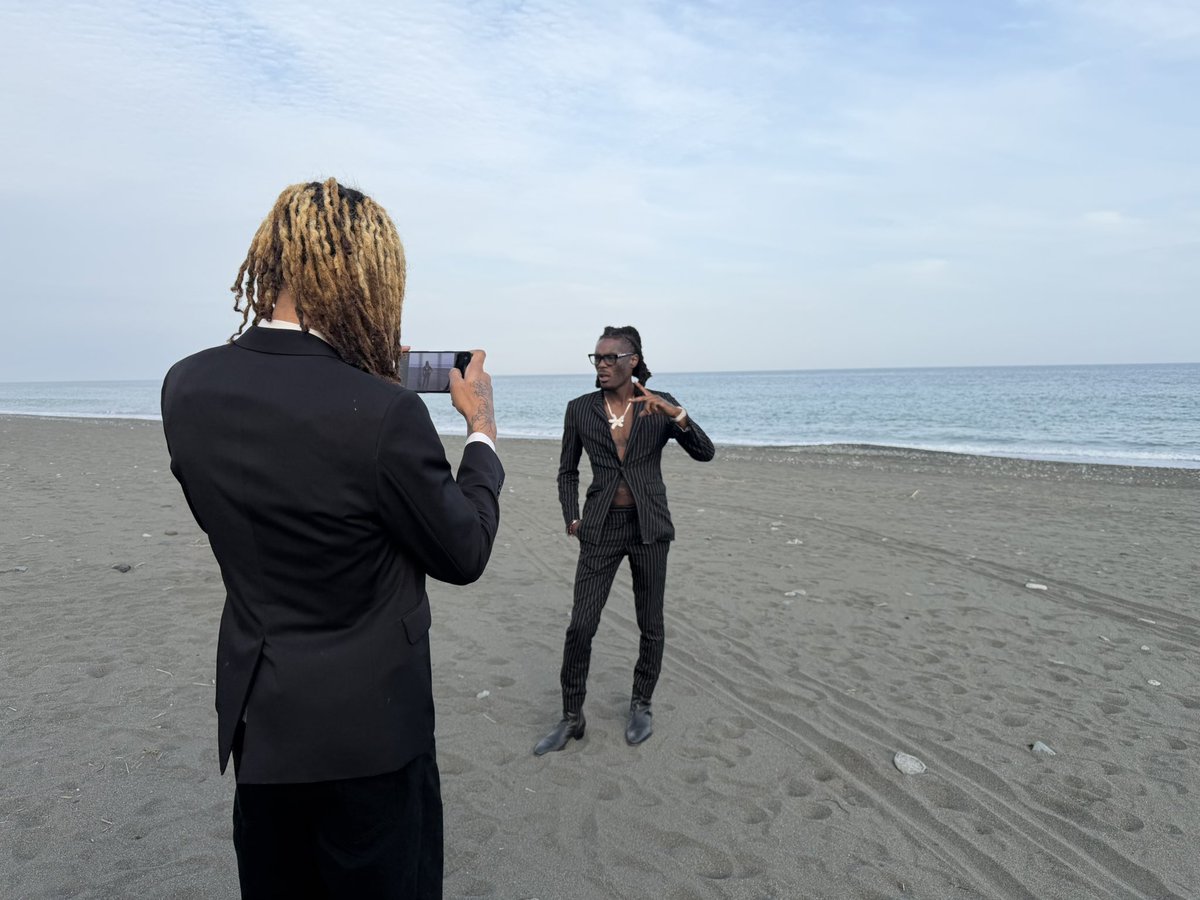 PhonkTezzus's tweet image. I LUV IT UP HERE ØN #UYSCUTI 🫟👽
#UYSCUTIBØYZ