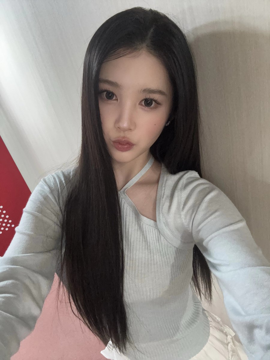 a-na pics tweet media