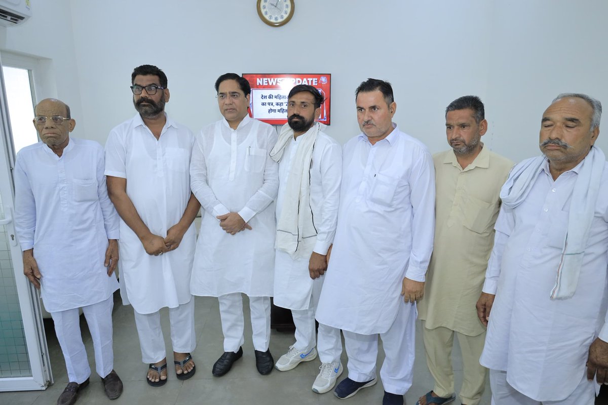 SureshRawatIN's tweet image. प्रत्येक जन की समस्याओं का समाधान
सबका साथ, सबका सम्मान

जनसुनवाई 📍निवास स्थान, जयपुर

#SSR #Jaipur