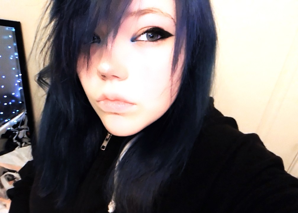 Onlymeforeverrr's tweet image. weird post but idc, I want to be groomed so bad, I js want attention, to feel like I'm loved, and to be cared for. I hate having MDD, very suicidal, BPD and other things because it just fucks w how I interacts w people. 

here's some new photos of me I guess?
#groom #bunny #emo