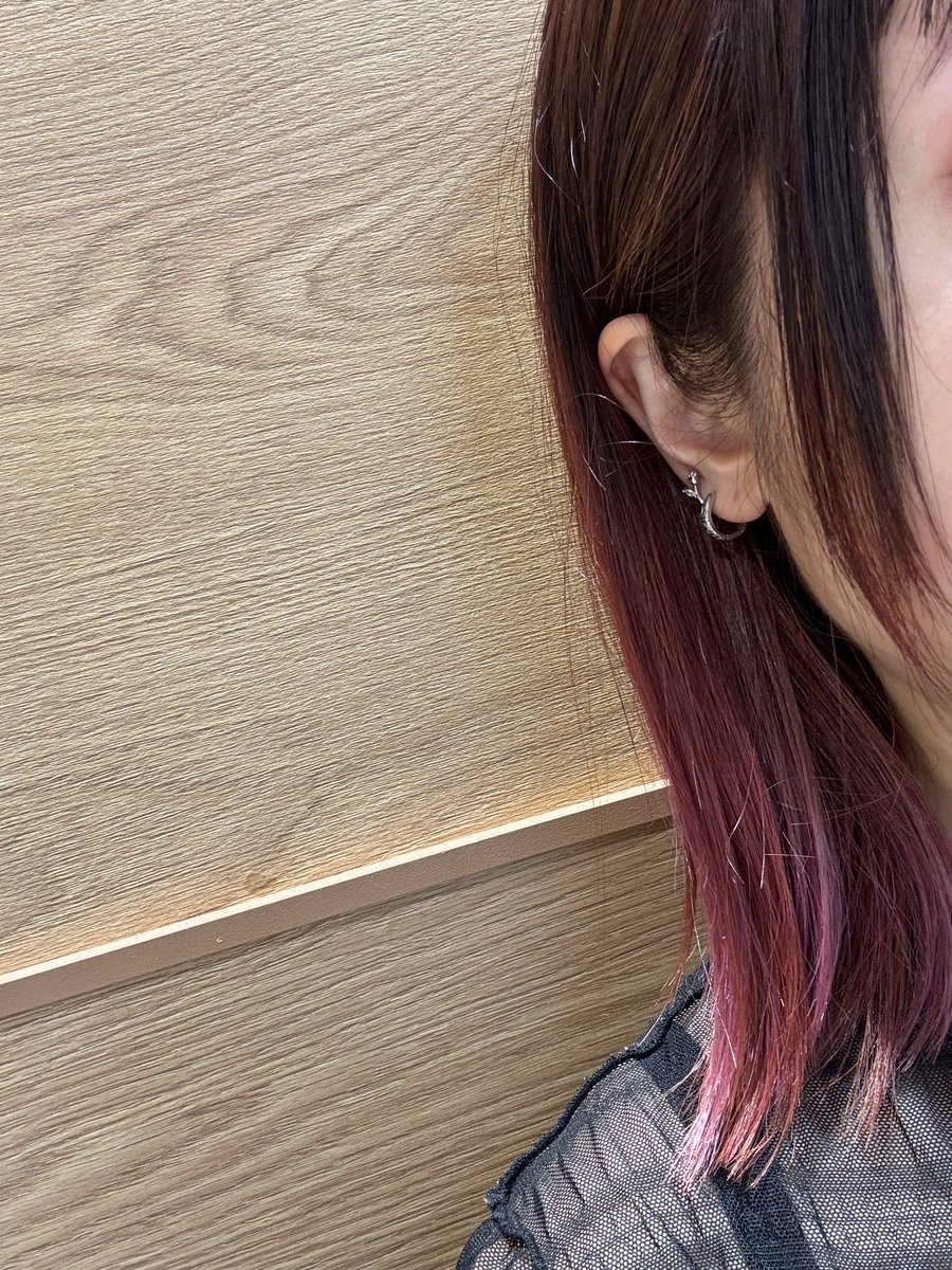 サボハニ tweet media