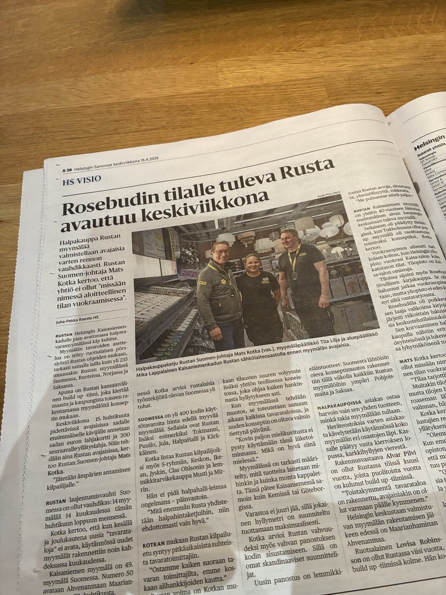 Ymmärrän että oman kulttuurikirjakaupan muutto saattaa jukratuttaa, mutta ei se silti pitäisi olla HS:n tehtävä buffata toistuvasti täysin marginaalista toimijaa. 99,9% tuskin edes tiesi mikä on Rosebud ennenkuin HS aloitti noin 1v kestäneen myötätuntokampanjansa. <a href="/hsfi/">Helsingin Sanomat</a> , miksi?