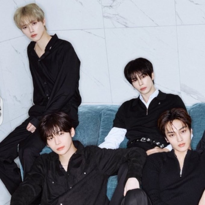 917crvtcs's tweet image. I'm fine, thank youuu 🫠🫠

#RHYMe #RimHeeYoungMo