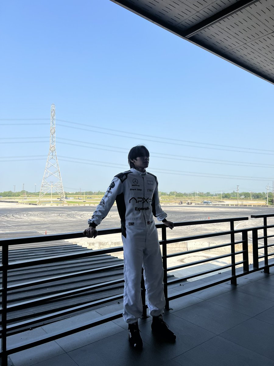 อาทิตย์ ลูก ดิเรก tweet media