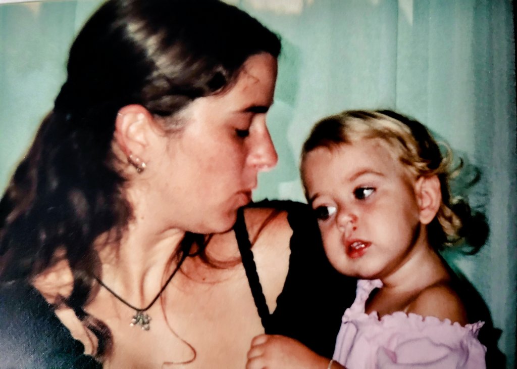 Suzan (met een Z zonder NE) tweet media