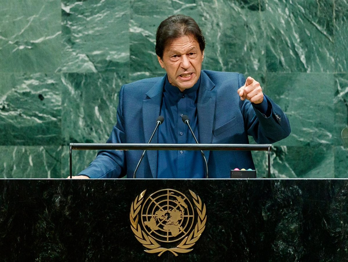 🚨 QUESTIONS TO BE ANSWERED:

1. If 🇵🇰 Imran Khan Is Irrelevant, Why Is He Still Discussed?

2. Why Do People Still Attend PTI Rallies?

3. Why Does His Name Trend So Often?

4. Why Do Opponents Still Focus On Him?

5. Any Leader With More Public Attention Than Him?