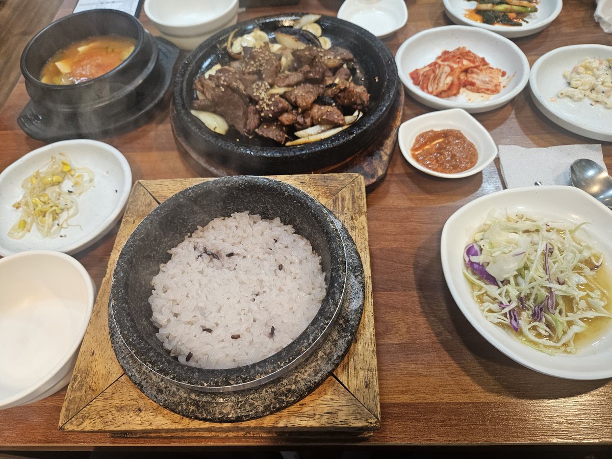 サーカスのくまさん🎪🧟‍♀️서커스곰 tweet media