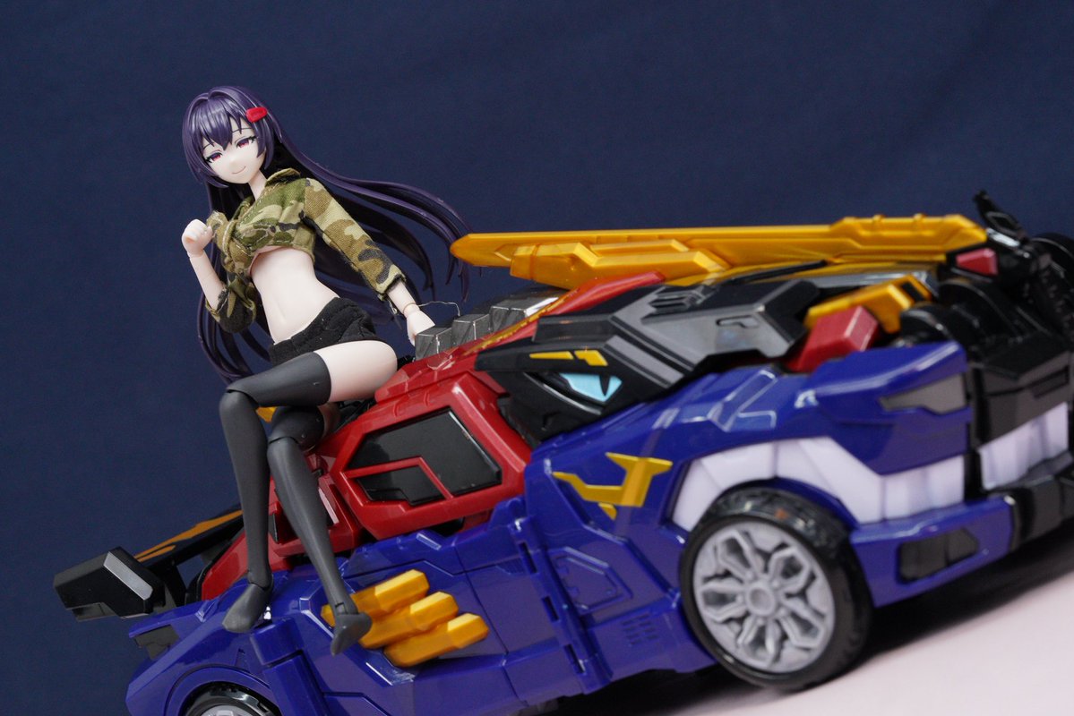 티라노썬더 비클모드.