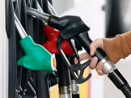iherrsonniger's tweet image. Post-Election Inflation Shock? Why #India is Bracing for a Massive #FuelPrice Hike
In India, elections don’t just decide governments; they often dictate the movement of fuel prices. While petrol and diesel rates have remained artificially stable over the past few weeks, the
