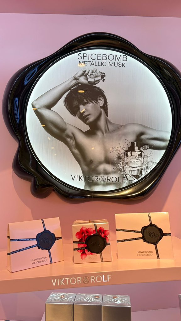 𝑀𝒶𝓇❣️GI 29 Apr #JoongxViktorandRolfFragrances tweet media