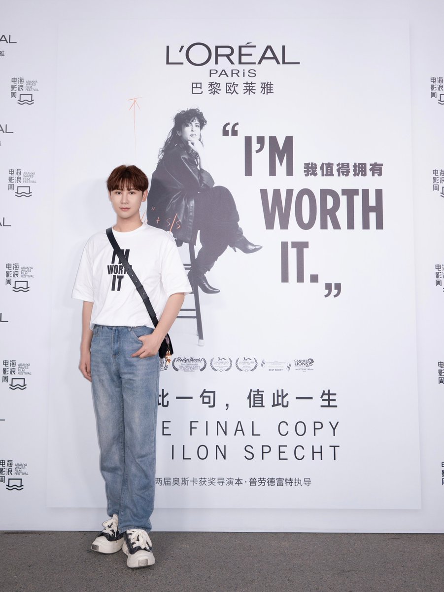 babuletto's tweet image. Catch [演出名] tonight! 7:30PM at [场馆]—last 20 tickets left! Don’t miss the show of the week! #TheaterNight #LivePerformance