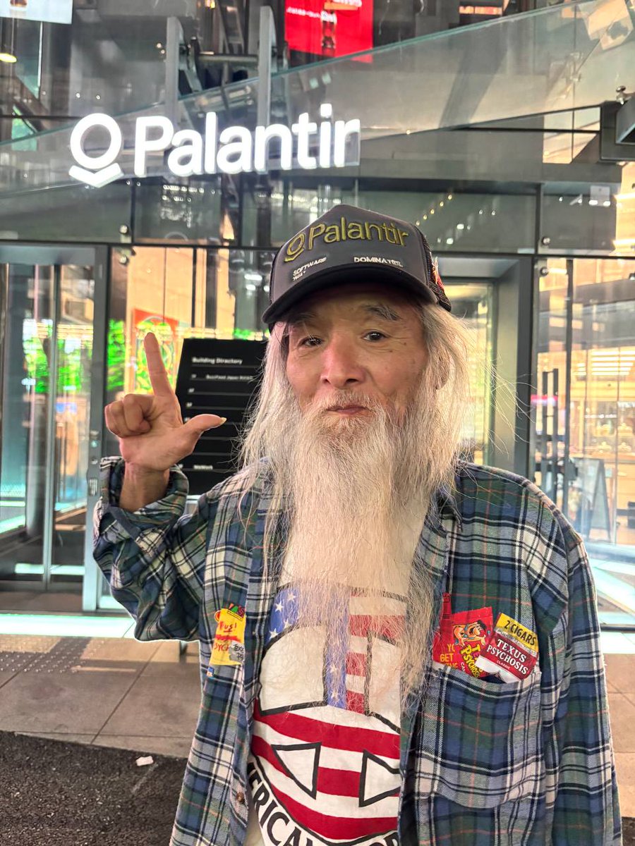 fujimoto1954's tweet image. 私は契約に署名してしまいました。ごめんなさい。私は業界レベルのギャンブルの勝ち戦略をビッグデータ企業に渡してしまいました。これで彼らは、私がいつもパチンコで勝つ方法の秘密を知ることになります。ファンのみなさんに許してもらえることを願っています。どうか許してください。