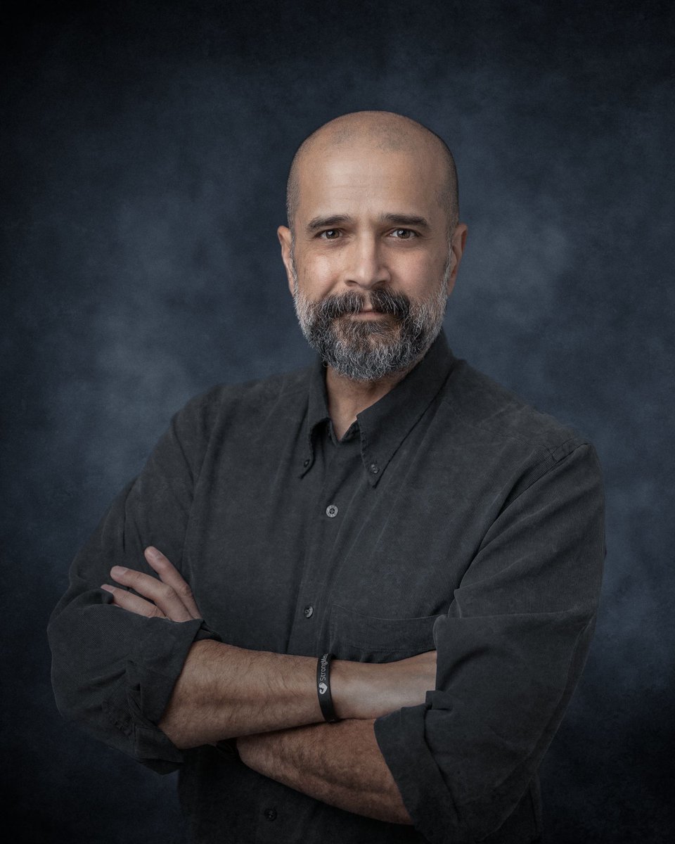GrahamBakerGBP's tweet photo. 14  Reasons why investing in professional headshots is right for your brand.

Are you still using an old selfie or a cropped group photo as your professional headshot? 
https://t.co/hM24V0kpYu 

#ProfessionalHeadshots #MHHSBD #HeadshotPhotography https://t.co/ryKwBaGytE