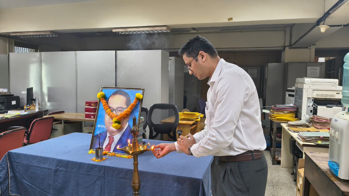 Dot_CCAMahnGoa's tweet image. A solemn tribute to Bharat Ratna Dr. B. R. Ambedkar on his birth anniversary. 🌸

The programme was inaugurated by Dr. Satish Chandra Jha, CCA, in the presence of senior officers and officials.

#AmbedkarJayanti #BabasahebAmbedkar #Equality #Justice #SocialEmpowerment