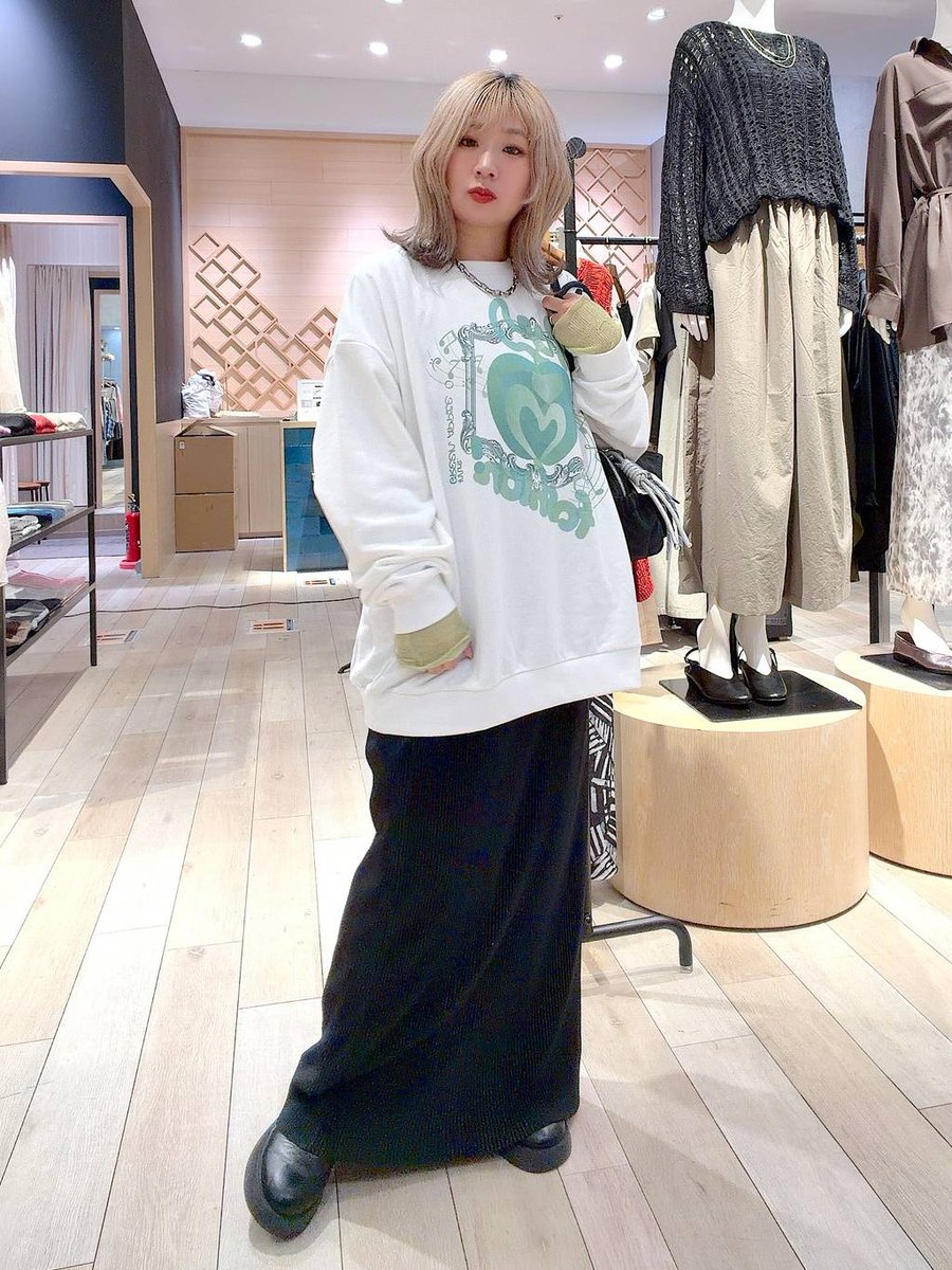 ミセスグリーンアップル×アンドエスティ　スウェット　トレーナー　グレー S ミセス Mrs GREEN APPLE × and ST コラボ オーバーサイズ スウェット L